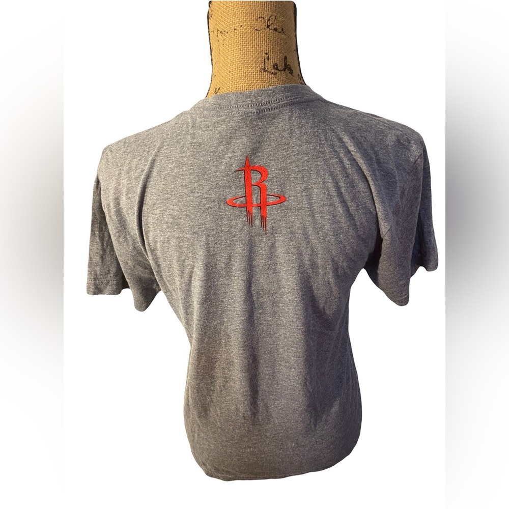 Houston Rockets | Rockets Give Back Women's Medium Gray T-Shirt - Picture 4 of 4